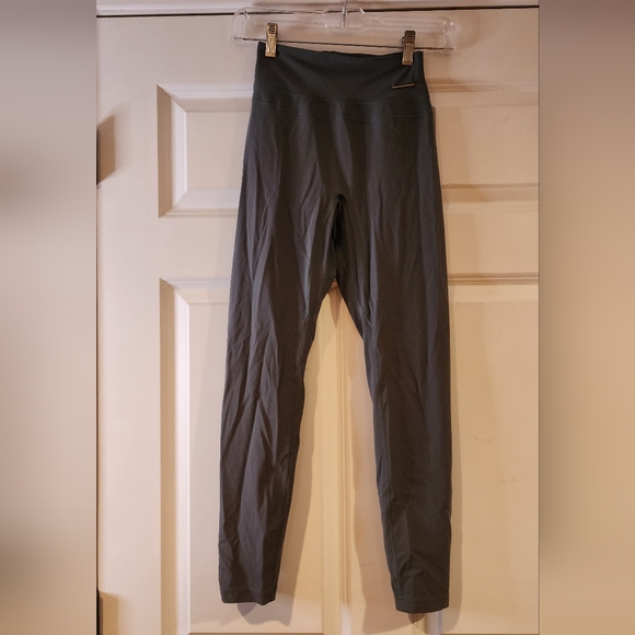 Gymshark Whitney Simmons gray booty scrunch high waist leggings - Picture 1 of 5